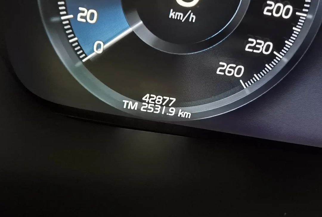 Осмотр Volvo XC60 2018 г.в. 42.800 км.